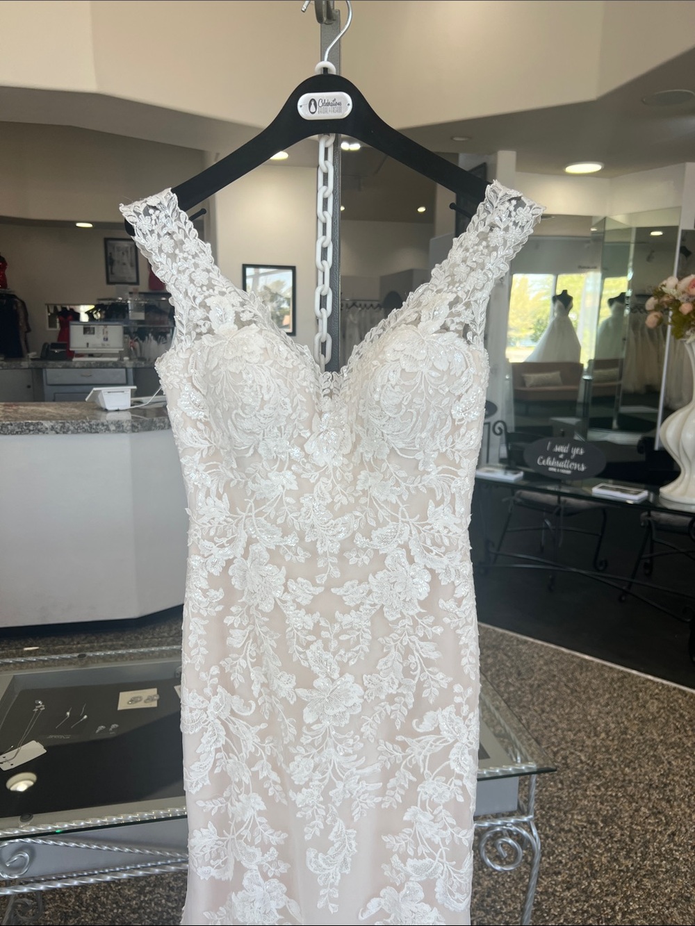 Mori Lee Lace Fitted Wedding Dress - Picture 2 of 6